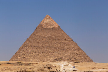 Fototapeta na wymiar pyramid of Khafre and valley in Giza against blue sky