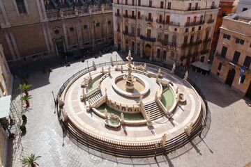 Palermo, Sicily (Italy): Praetorian Fountain (Fontana Pretoria), baroque site in Piazza Pretoria or also know as square of Shame - obrazy, fototapety, plakaty