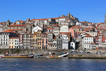 Fototapeta na wymiar A waterfront view of the city of Porto in Portugal. 
