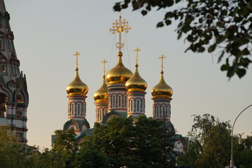 Fototapeta na wymiar Photo of a church in Moscow at sunset