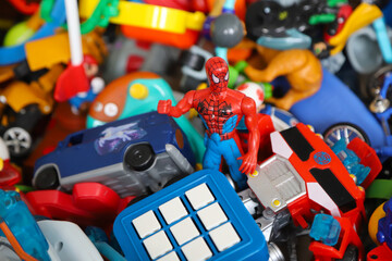 Obraz premium Spider-Man. Spider man. Toy. The Amazing Spider-Man. Comic. Movies. Peter parker. Superheroe. Super heroe. Toy figure. Toy. Classic super hero. Toy box.
