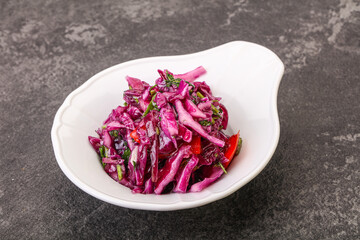 Pickled red cabbage with herbs
