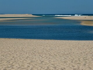 Fototapeta na wymiar Sandy beaches in Foz de Arelho, Centro - Portugal 