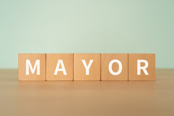 市長・町長・区長のイメージ｜「MAYOR」と書かれたブロック