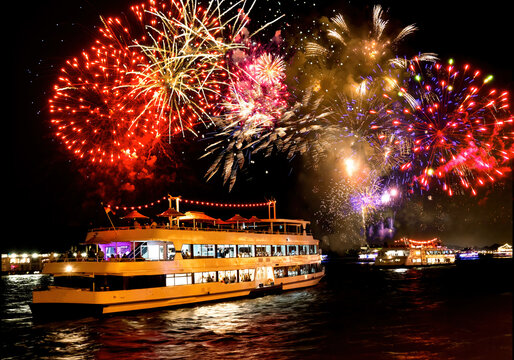 Rhein in Flammen