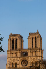 Fototapeta premium Front of the Notre Dome Cathedral in Paris