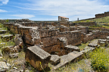 the ruins of a roman civilization in Cuenca, Spain