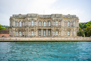 Fototapeta premium Beylerbeyi Palace on the bank of Bosphorus strait in Istanbul, Turkey