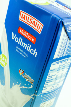Haltbare Milch von Milsani im Tetra Pack nahaufnahme