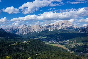 Obraz premium The pearl of the Dolomites, Cortina d'ampezzo