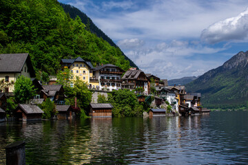 Fototapeta na wymiar view of the alpine village from the ferry