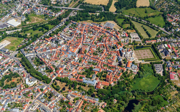 G&uuml;strow, Luftbild, Mecklenburg-Vorpommern, Deutschland