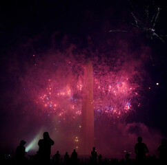 Fototapeta na wymiar 4th of July fireworks at Washington Monument on National mall, USA