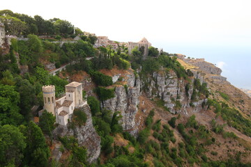Fototapeta na wymiar Erice, Sicily (Italy): Turret of Pepoli (Torretta Pepoli), medieval castle