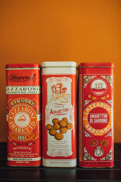 lazzaroni amaretti di saronno metal tins