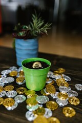pot of bitcoin