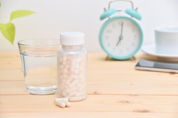 朝食後のサプリ