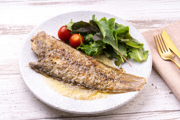 舌平目のムニエル