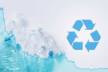 Falling diagram representing plastic usage level and recycling symbol