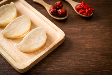 Fresh edible bird's nest or Swallow nest raw material cuisine expensive food for healthy