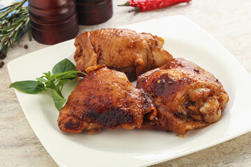 Roasted chicken leg with spicy sauce
