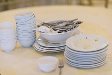  leftover food after party, dirty food
