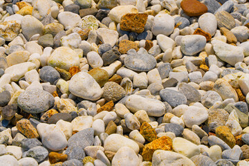 海岸沿いの小石の背景素材