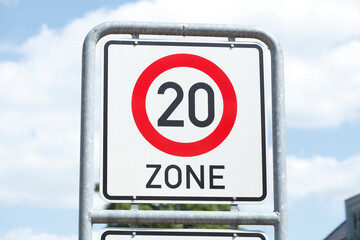 Verkehrsschild Tempo 20-Zone, Zulässige höchstgeschwindigkeit