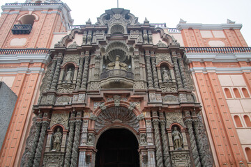 Fototapeta na wymiar Basilica and convent of nuestra señora de la merced