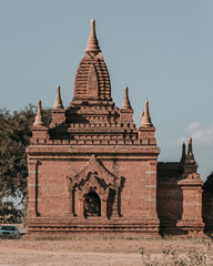 Fototapeta premium Buddhist temple in the ancient city of Bagan, Myanmar on a sunny day
