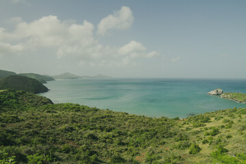 Fototapeta na wymiar tropical island in the ocean