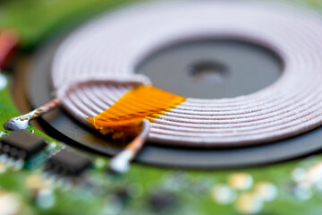 wireless charger disassembled from the inside, wireless charging induction coil