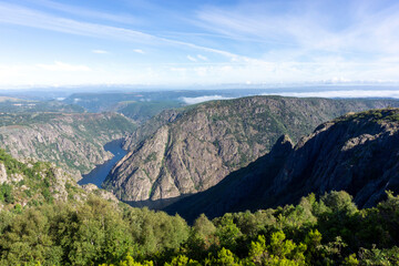 Vista de los cañones del Sil en la Ribeira Sacra. Galicia, España.