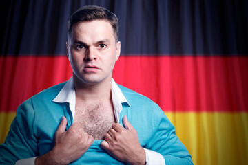 German TV propagandist and charlatan: political polarization, post-truth politics. Disinformation,...