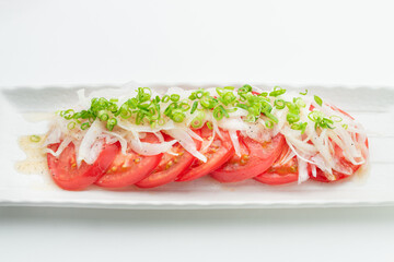 トマトとタマネギのサラダ