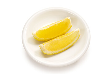 レモンの櫛型切りカット写真