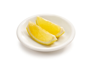 レモンの櫛型切りカット写真