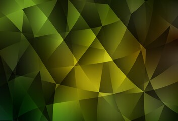 Fototapeta na wymiar Dark Green, Yellow vector polygonal pattern.