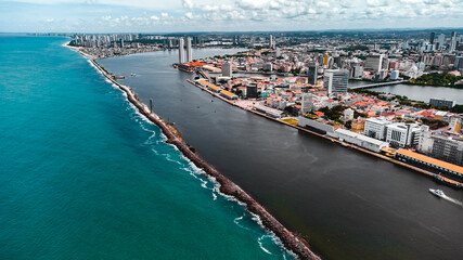 Fototapeta premium Recife Antigo Pernambuco Marco Zero Centro Histórico Porto Mar Rio Água Canais Pontes Prédios Paisagem Urbana Coral Praça Rio Branco Parque Esculturas Brennand