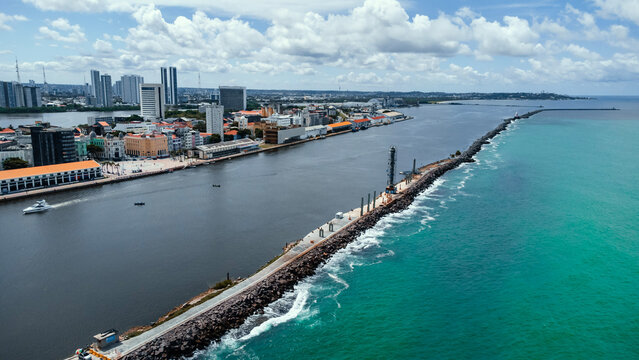 Recife Antigo Pernambuco Marco Zero Centro Hist&oacute;rico Porto Mar Rio &Aacute;gua Canais Pontes Pr&eacute;dios Paisagem Urbana Coral Pra&ccedil;a Rio Branco Parque Esculturas Brennand