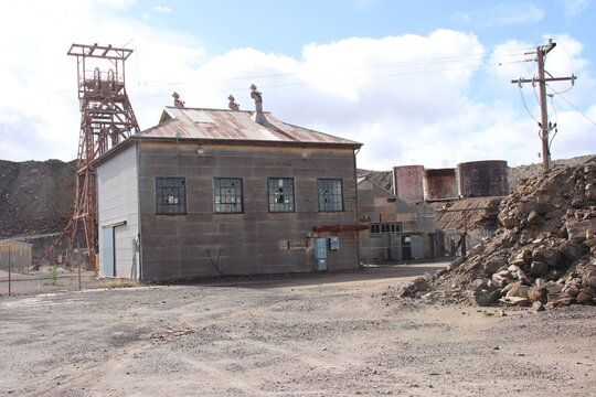 Abandoned Mine Buildings In The Outback City Of Broken Hill, New South Wales, Australia.