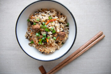 鯖とひじきと人参の炊き込みご飯