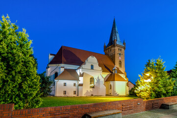 Fototapeta na wymiar Church in Czarnków