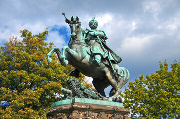 Fototapeta na wymiar Pomnik Króla Jana III Sobieskiego