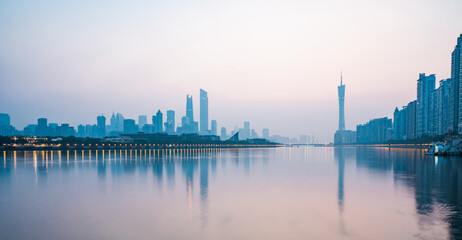 Fototapeta na wymiar At sunrise in the morning, Guangzhou city skyline