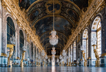 Galerie des glaces du château de Versailles, France - obrazy, fototapety, plakaty