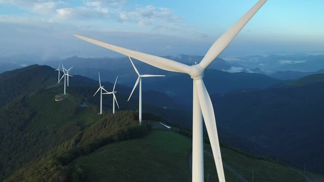 강원도 평창군 청옥산 육백마지기의 풍력발전 단지