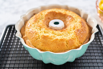 Lemon bundt cake