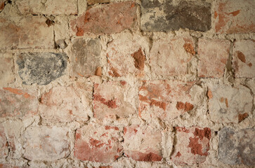 fragment ceglanego muru