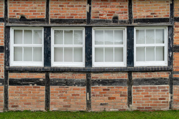 Fototapeta na wymiar old wall with windows